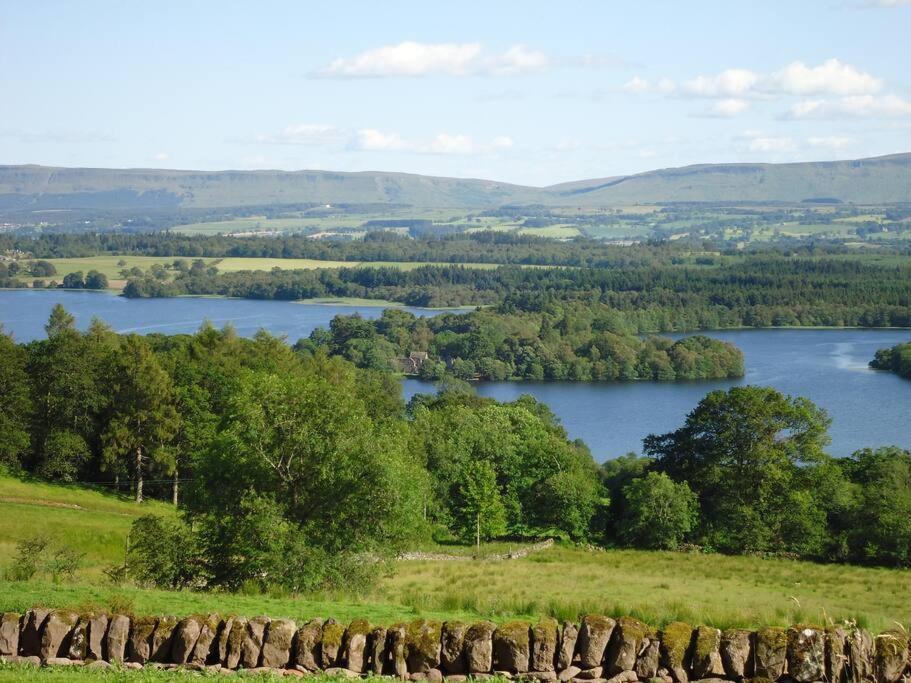The Mews - A Cottage With A Spectacular Lake View Port Of Menteith Exterior foto